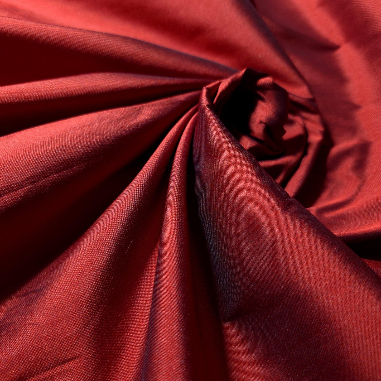 FAUX SILK LUXURY TAFFETA CRIMSON RED
