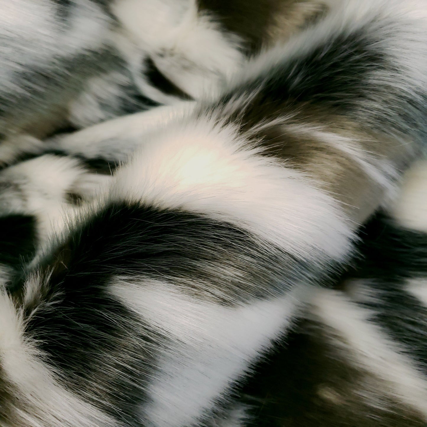 SNOW SAND DUNES FAUX FUR