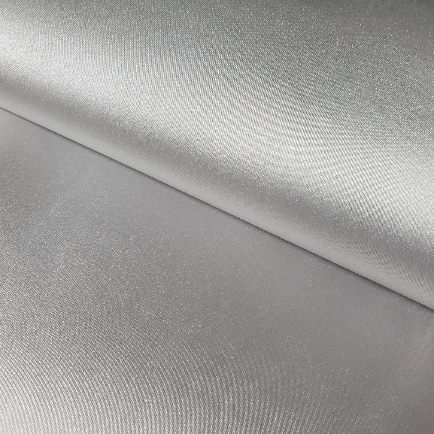 HEAVY DUTY PLATINUM BACKOUT DRAPERY LINING