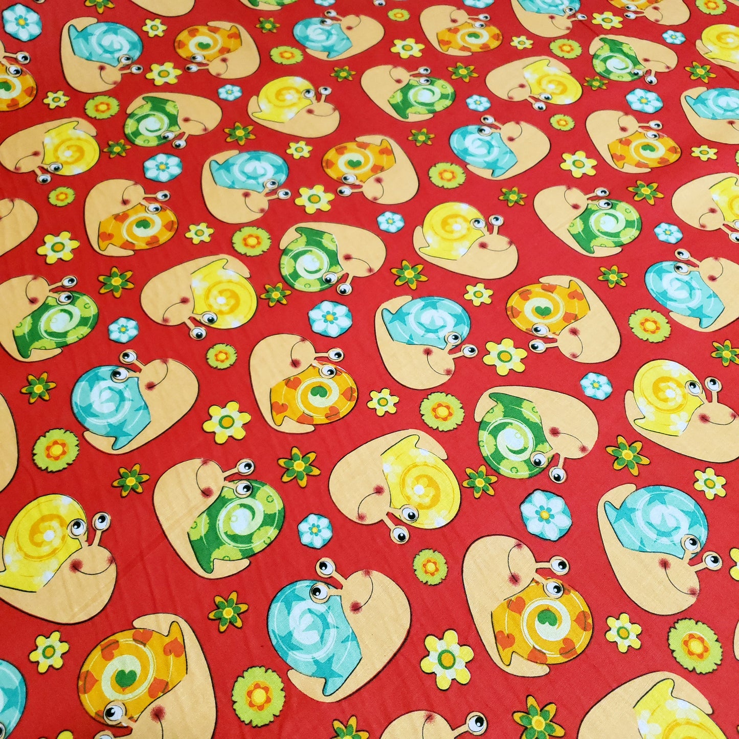 HAPPY SNAIL SPRING PRINT