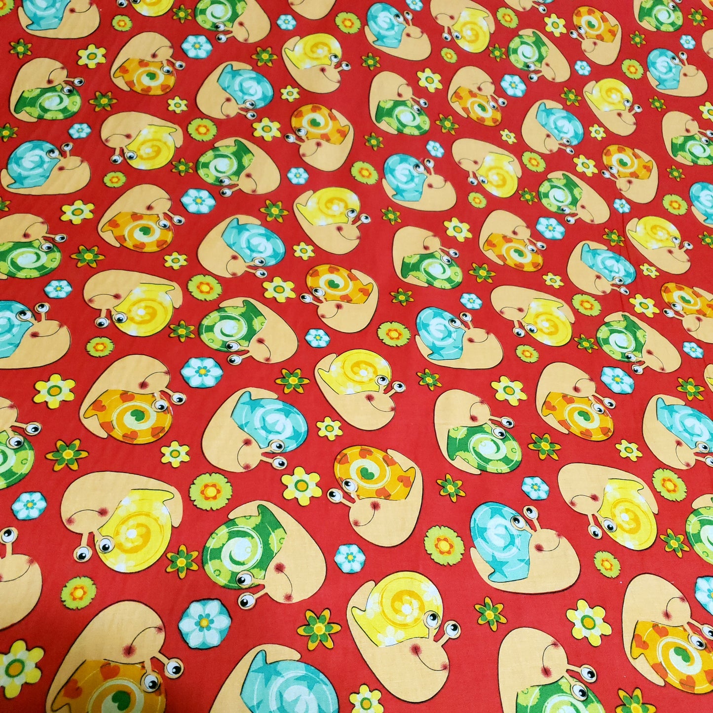 HAPPY SNAIL SPRING PRINT