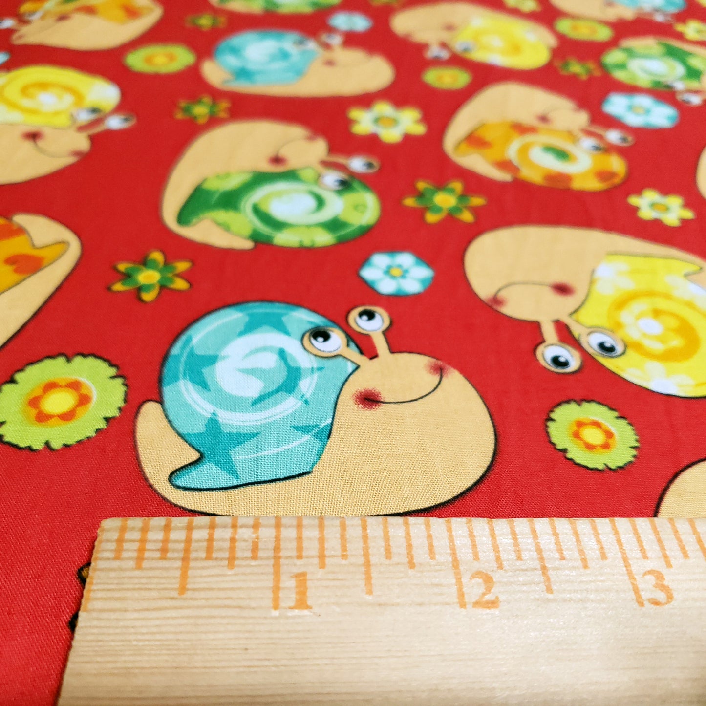 HAPPY SNAIL SPRING PRINT