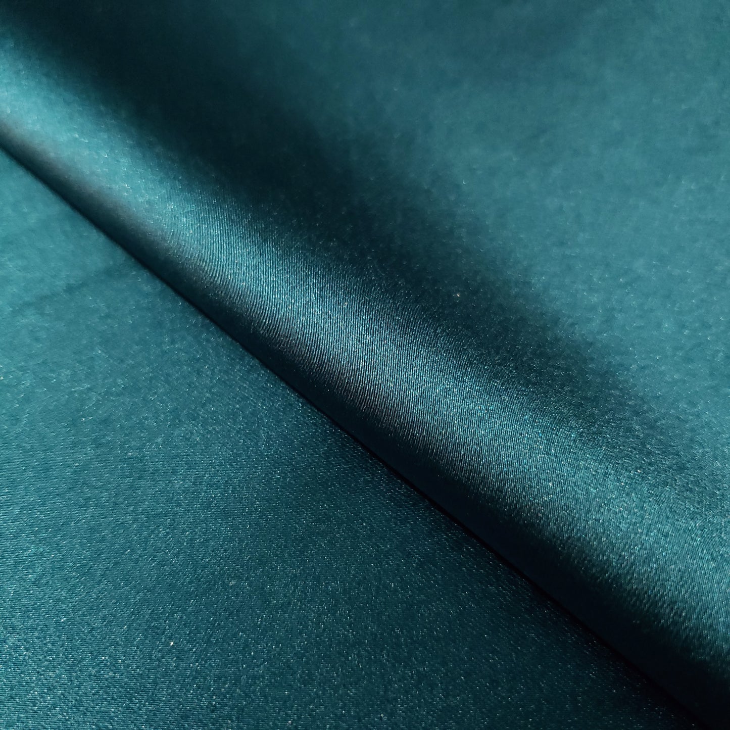 SOFT LUSTER STRETCH SATIN TEAL