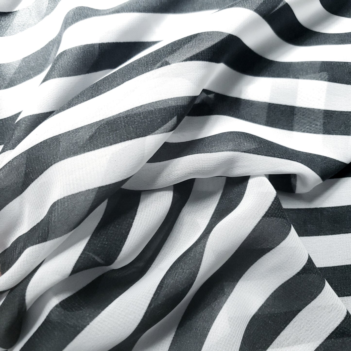 STRIPE CHIFFON BLACK WHITE