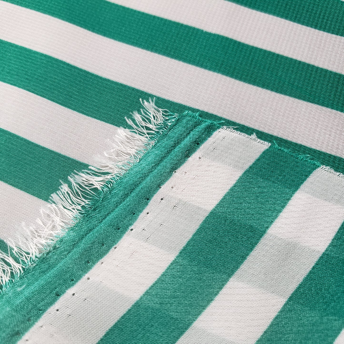 STRIPE CHIFFON KELLY GREEN