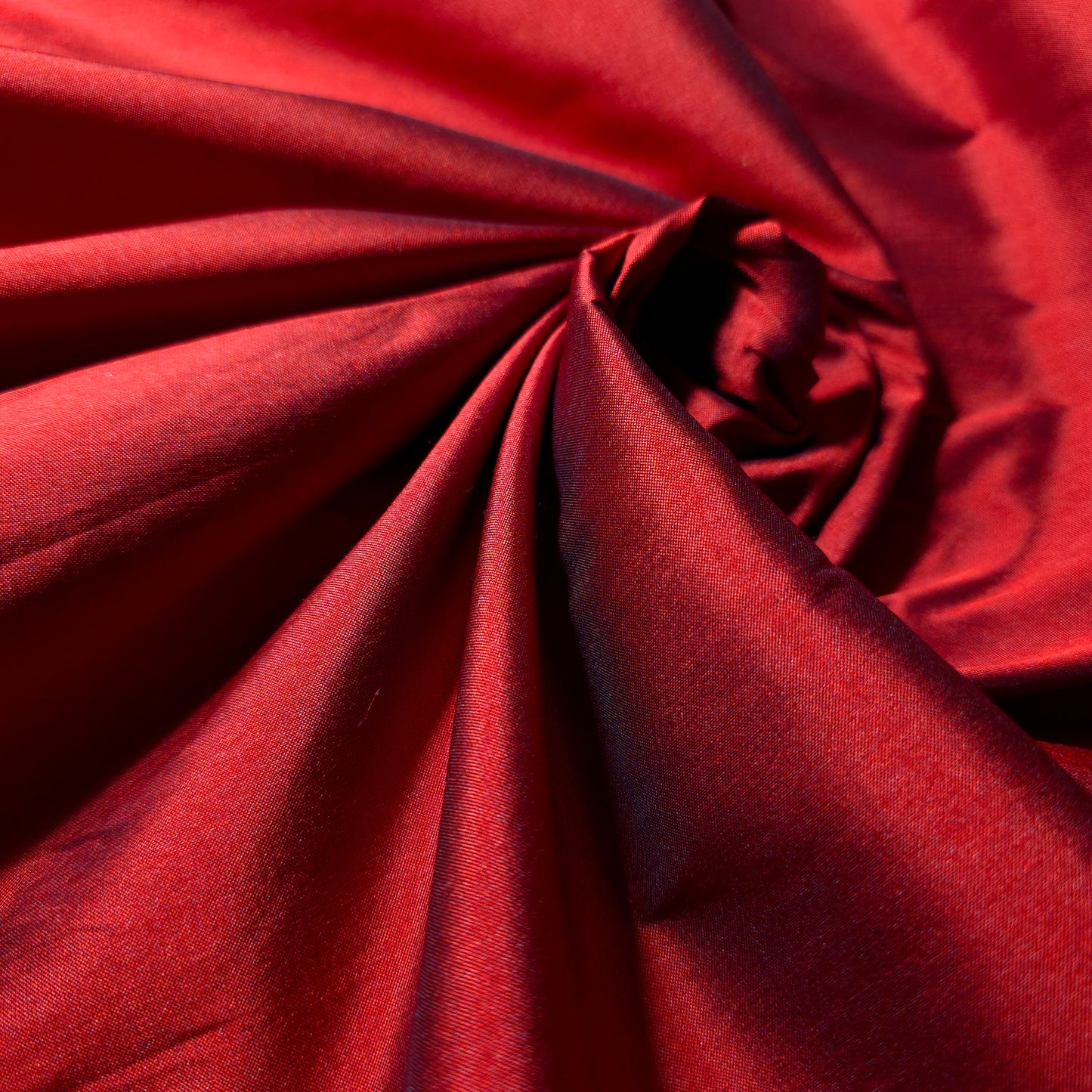 FAUX SILK LUXURY TAFFETA CRIMSON RED