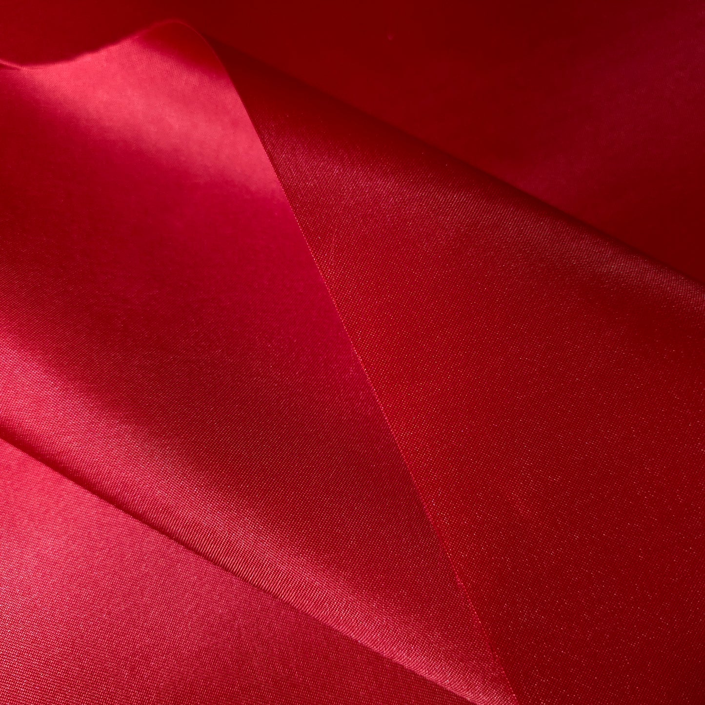 HEAVY 8oz GLOSSY SATIN RED