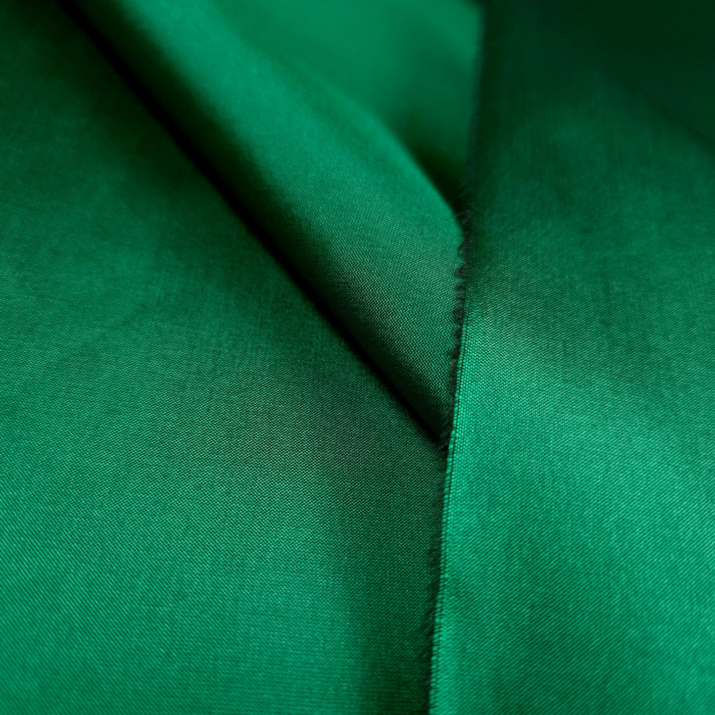 FAUX SILK LUXURY TAFFETA HUNTER GREEN