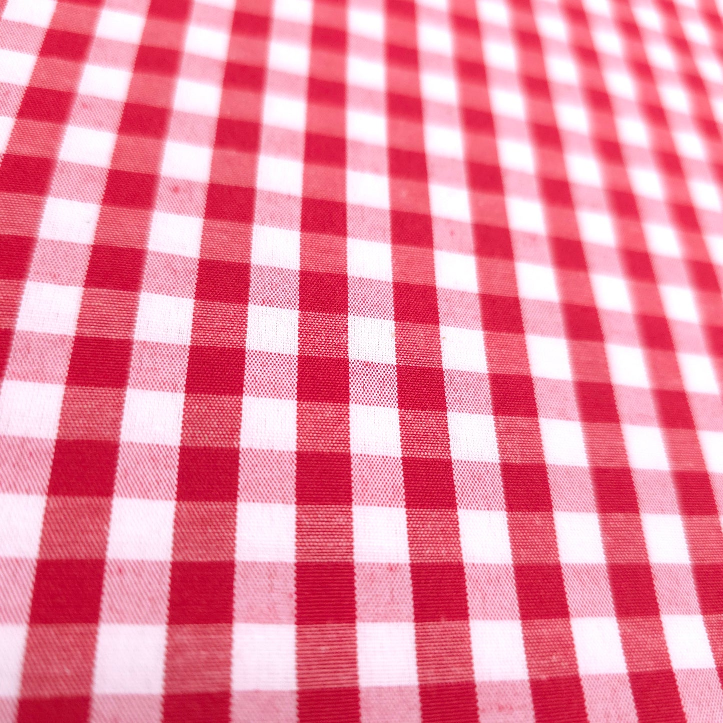 1/4" GINGHAM POLYCOTTON PRINT RED
