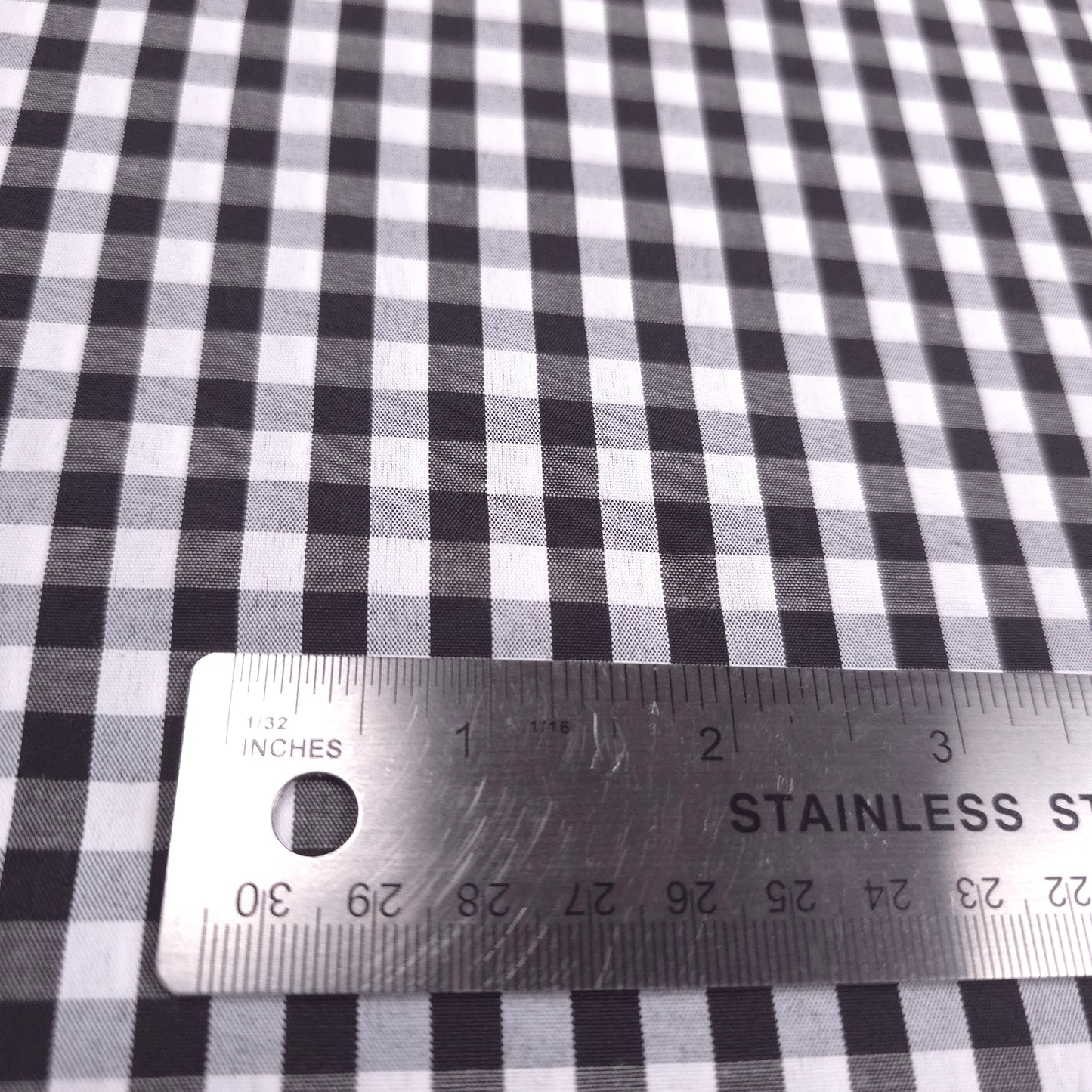 1/4" GINGHAM POLYCOTTON PRINT BLACK WHITE