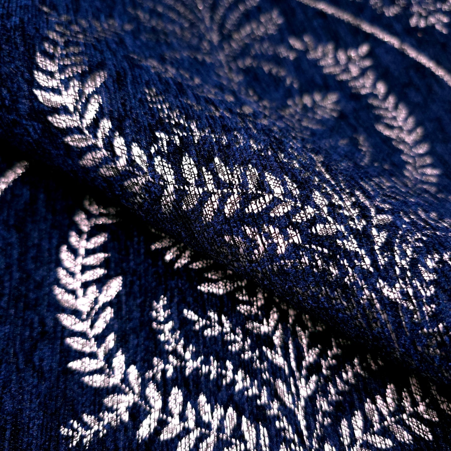 REGAL LAUREL OGEE MEDALION CHENIELLE NAVY BLUE