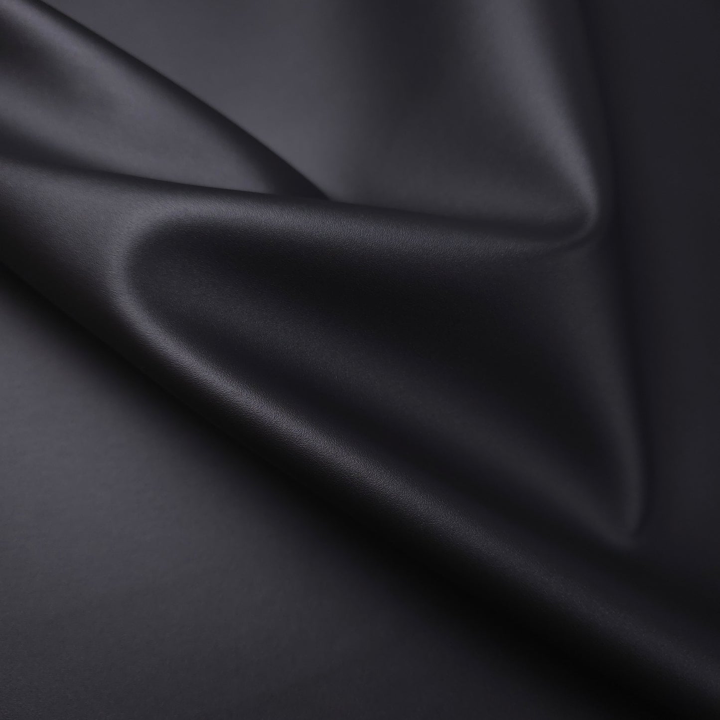 PERFORMANCE COMMERCIAL BLACK VINYL