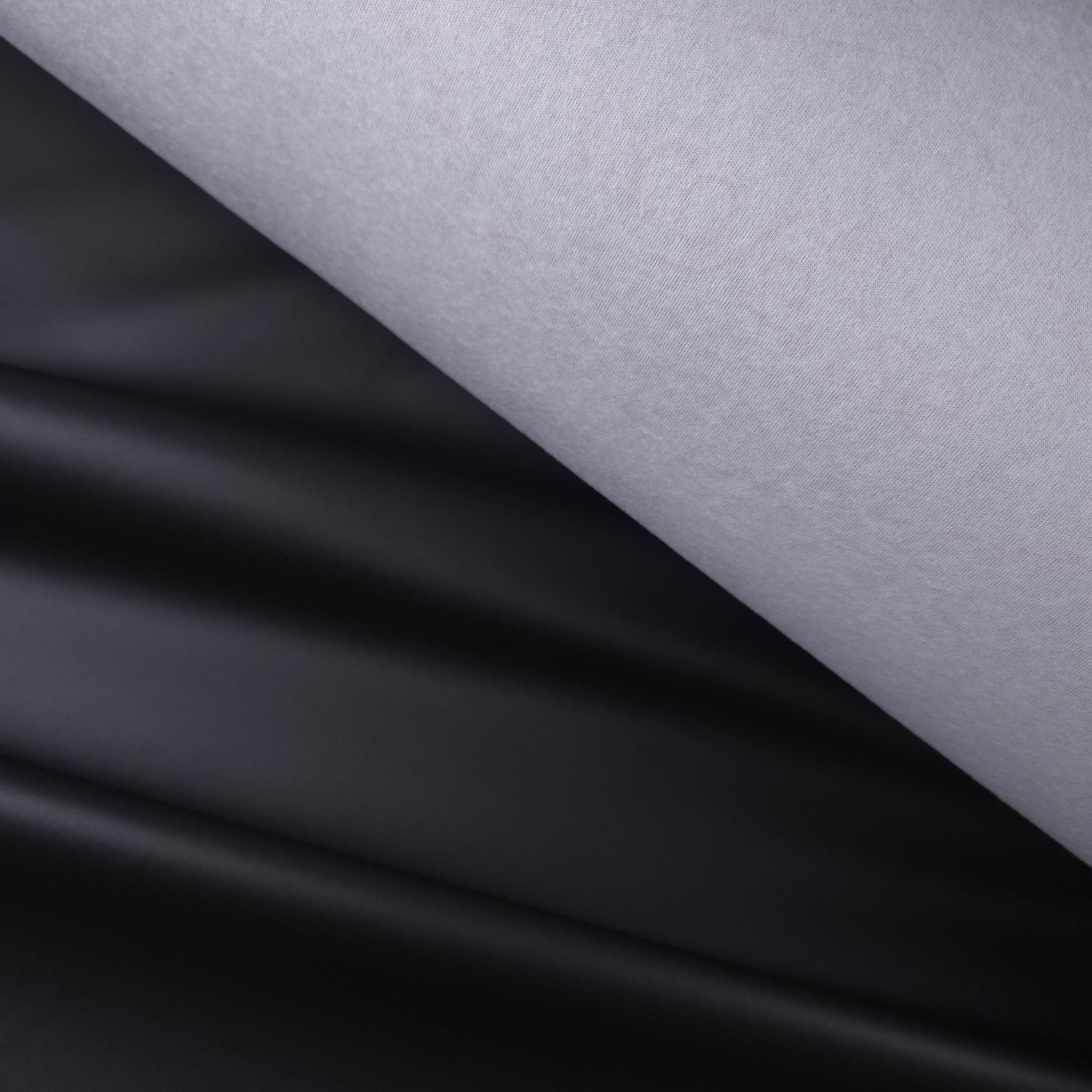 PERFORMANCE COMMERCIAL BLACK VINYL