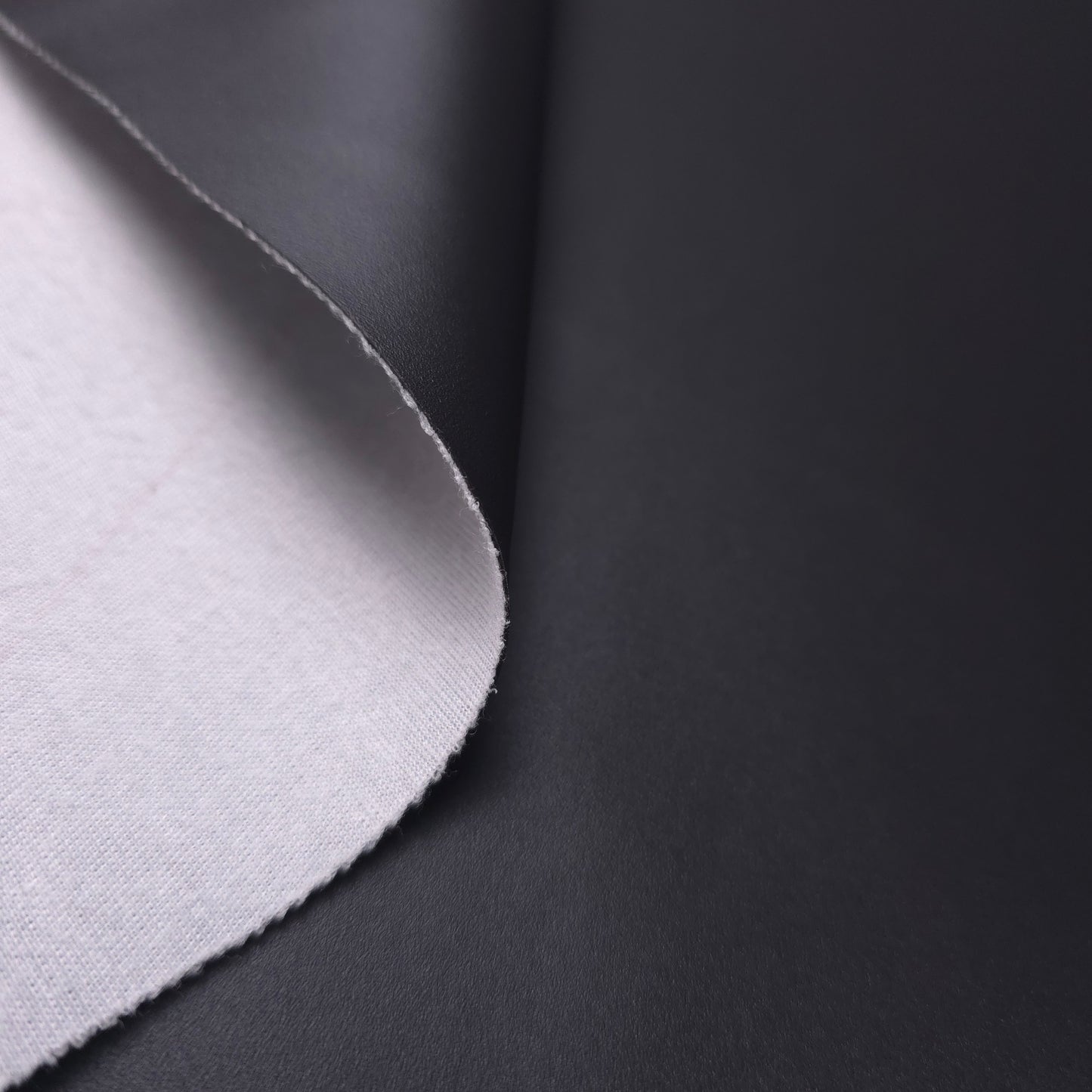 PERFORMANCE COMMERCIAL BLACK VINYL
