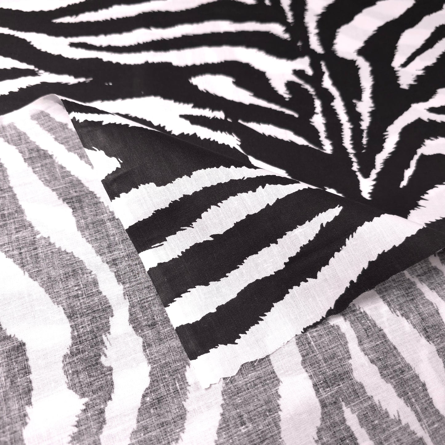 ANIMAL PRINT ZEBRA POLYCOTTON
