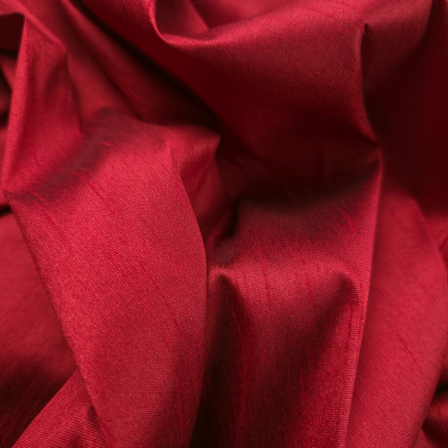 RED BLACK FAUX SILK DUPIONI