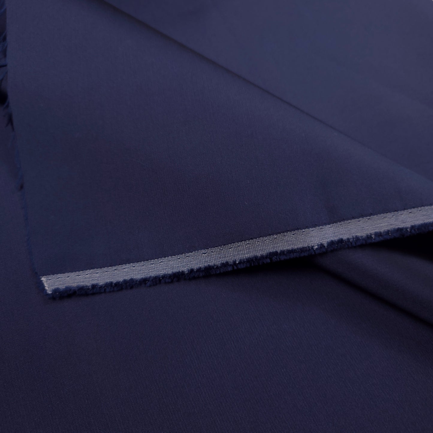BLUE NAVY MIKADO