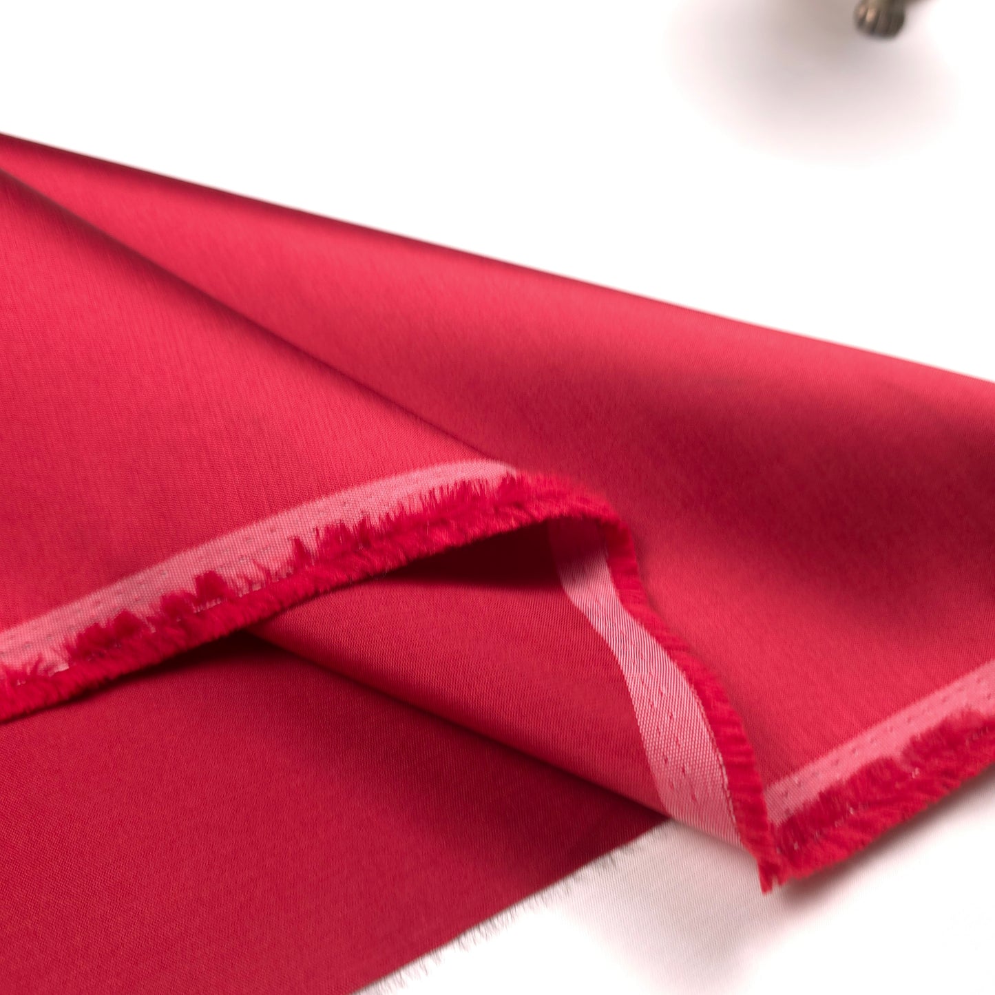 RED CRIMSON MIKADO