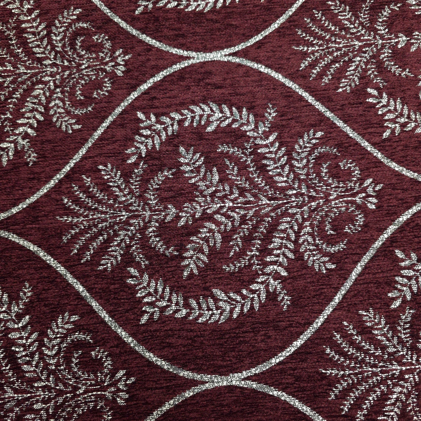 REGAL LAUREL OGEE MEDALION CHENIELLE BURGUNDY WINE
