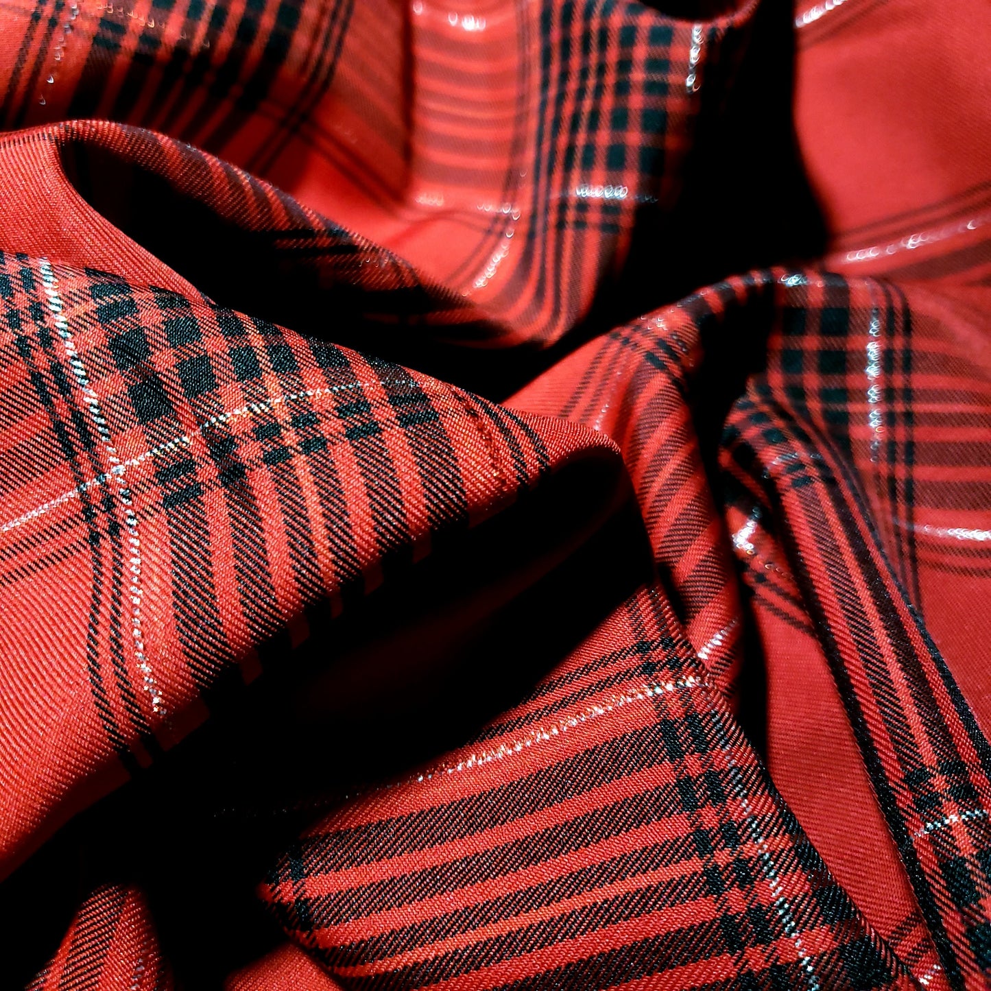 HOLIDAY POPLIN TARTAN PLAID RED BLACK SILVER