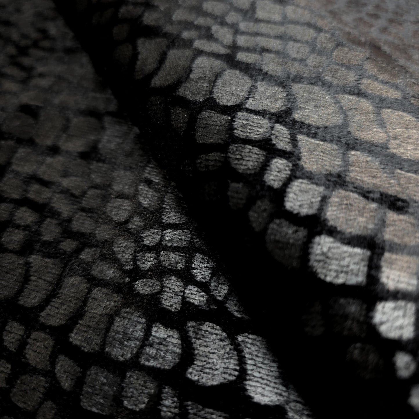 BLACK CROCODILE SEMIGLOSS UPHOLSTERY VELVET