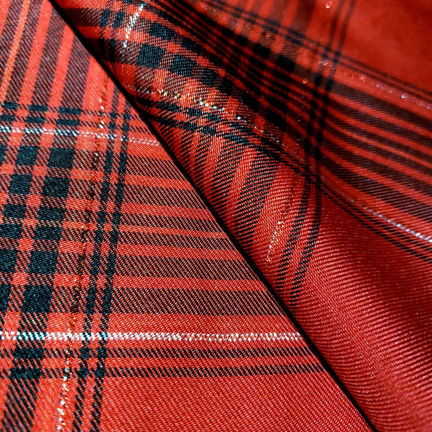 HOLIDAY POPLIN TARTAN PLAID RED BLACK SILVER
