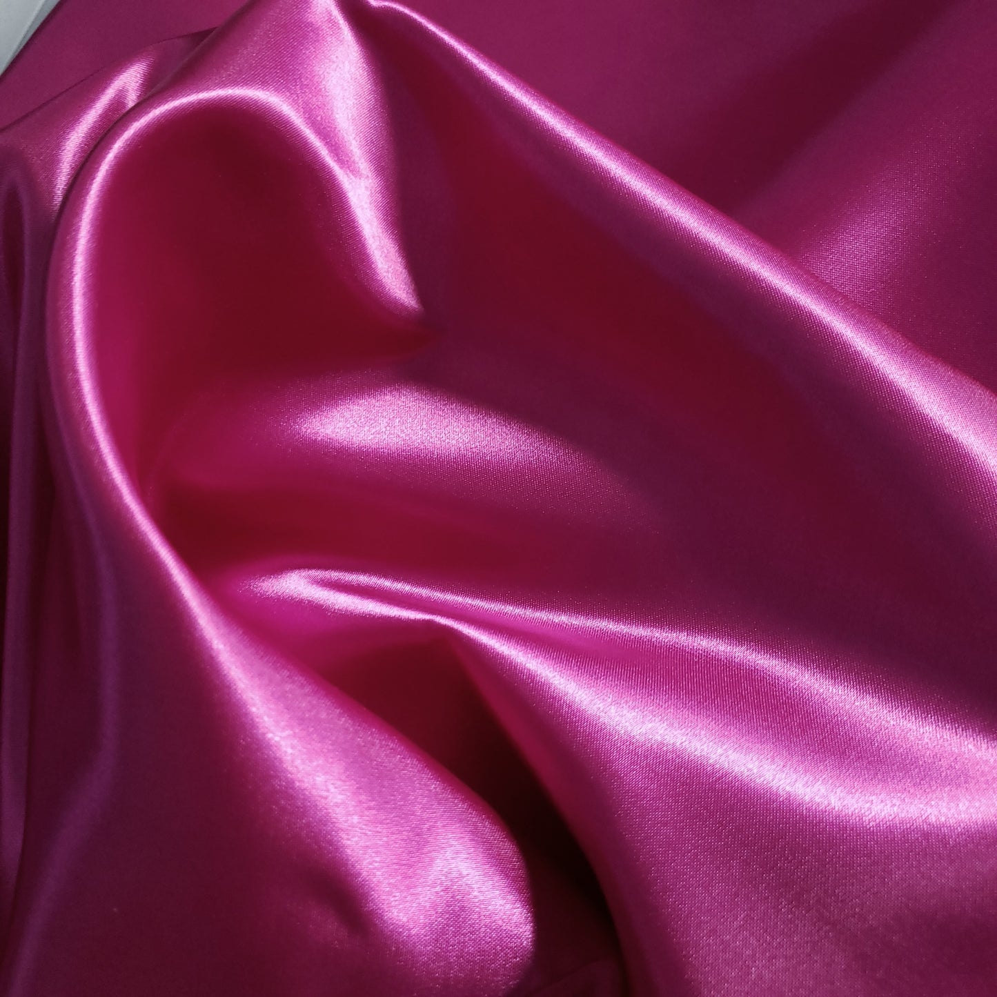 HEAVY 8oz GLOSSY SATIN PINK FUCHSIA