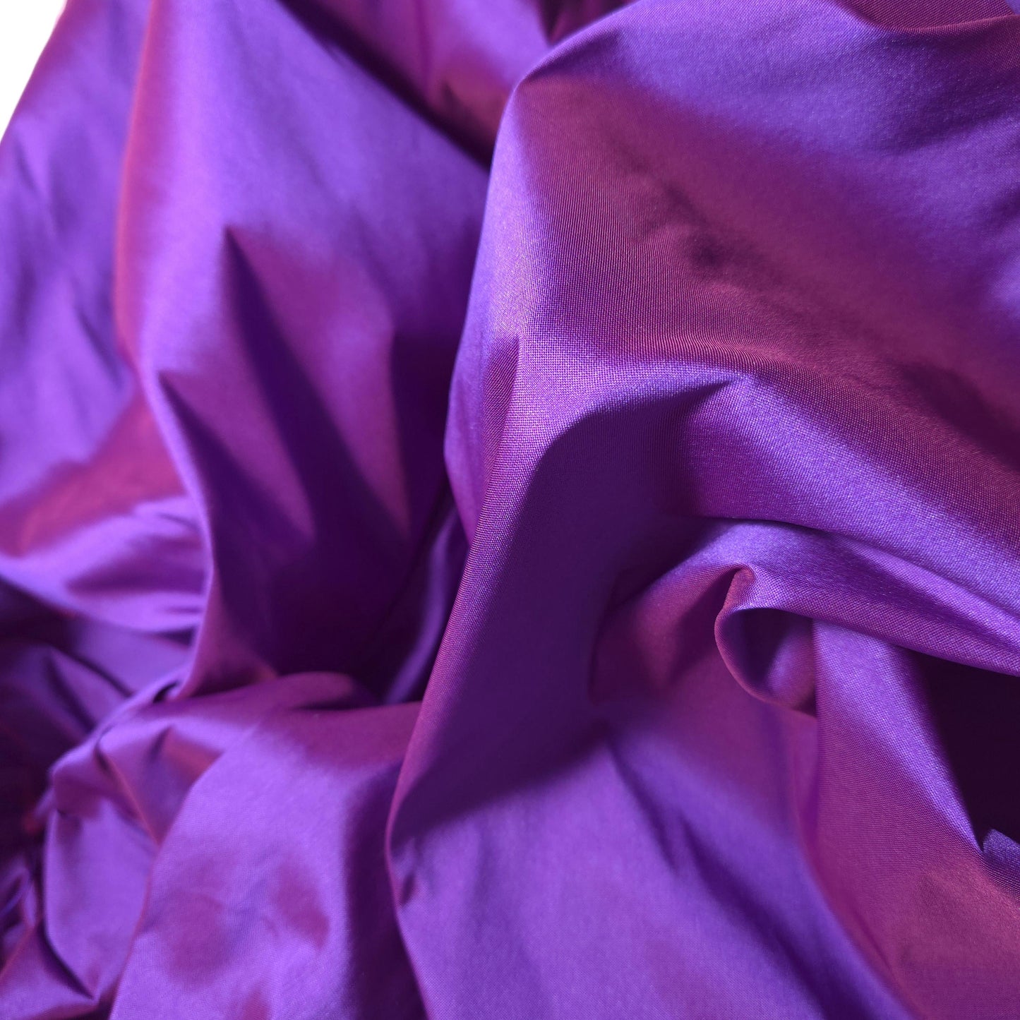 FAUX SILK LUXURY TAFFETA PURPLE RED