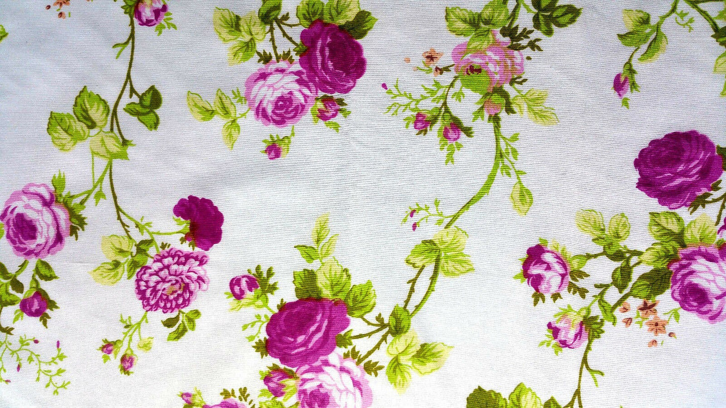 CASTILLE ROSES PRINT PINK ON WHITE
