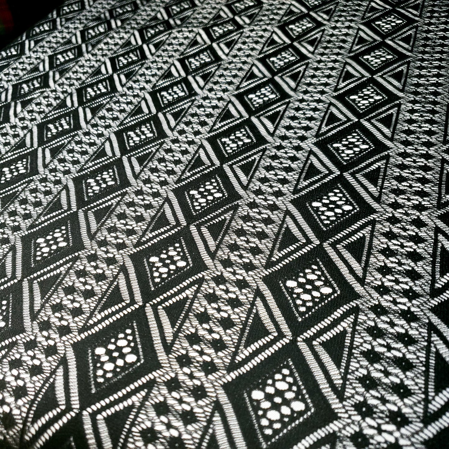DIAMOND STRIPE LACE BLACK