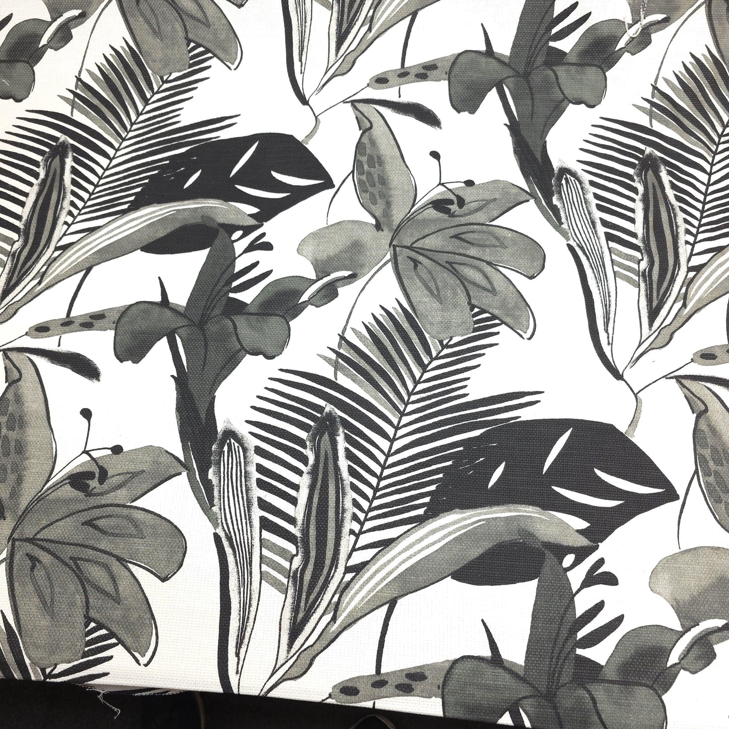 WATERCOLOR PALM PIQUE UPHOLSTERY
