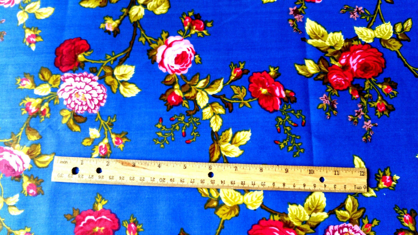 CASTILLE ROSES PRINT RED ON BLUE