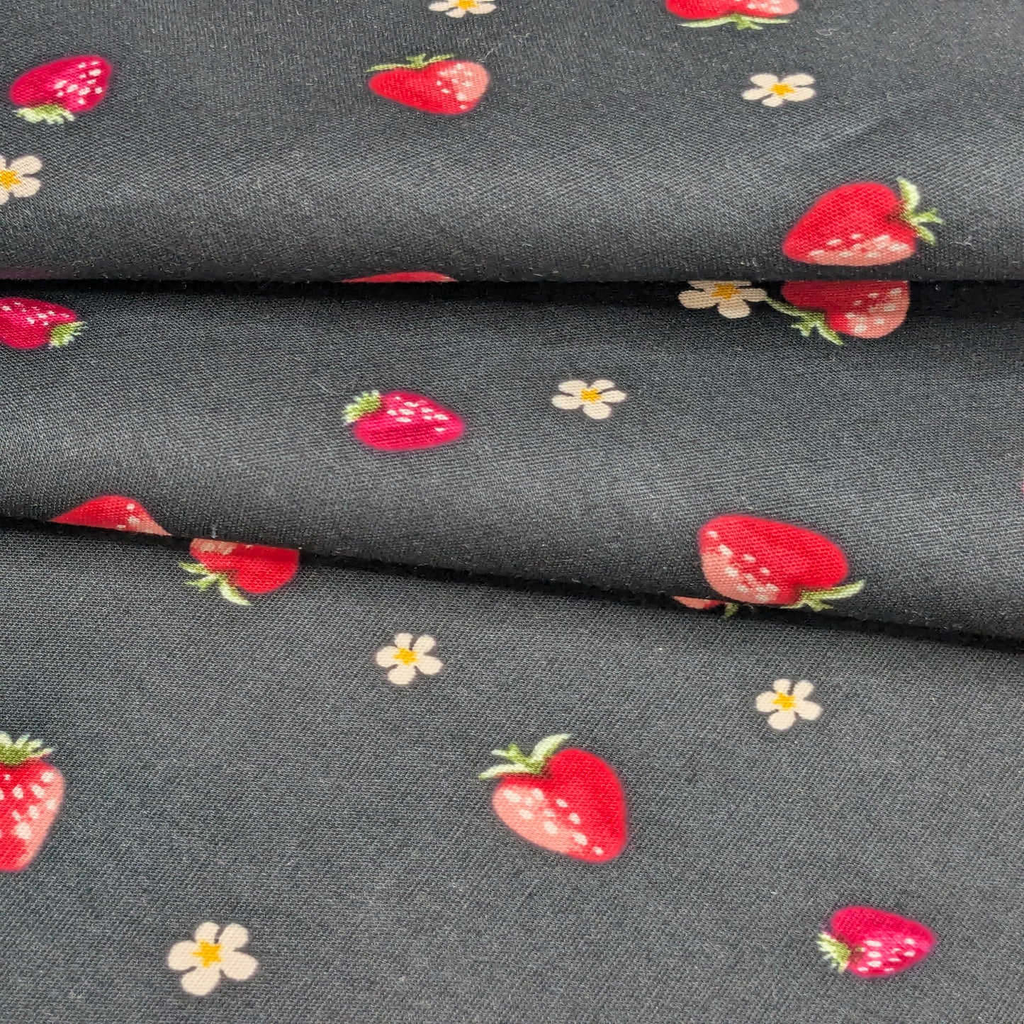 SUMMER STRAWBERRY STRETCH COTTON