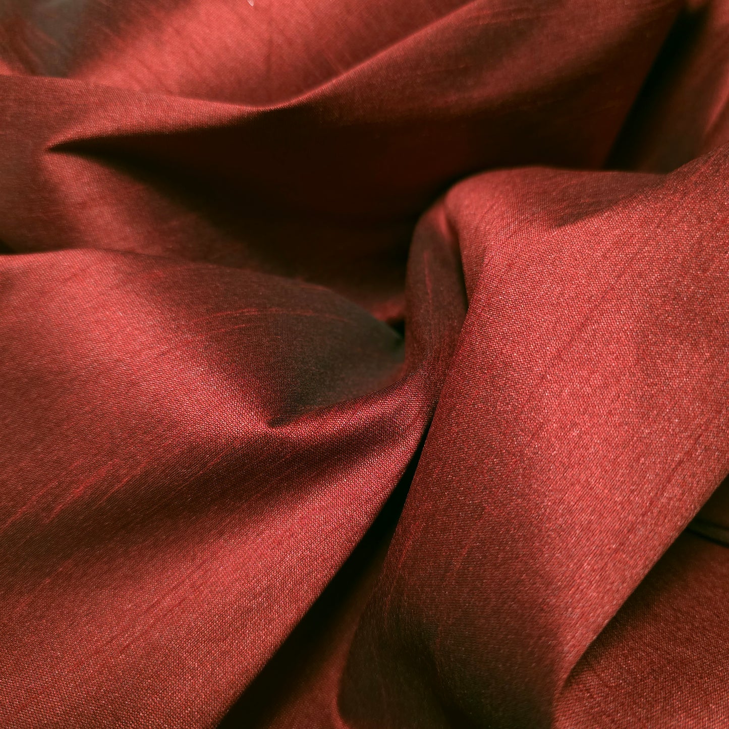 RED BURGUNDY LAMBRUSCO FAUX SILK DUPIONI 58"