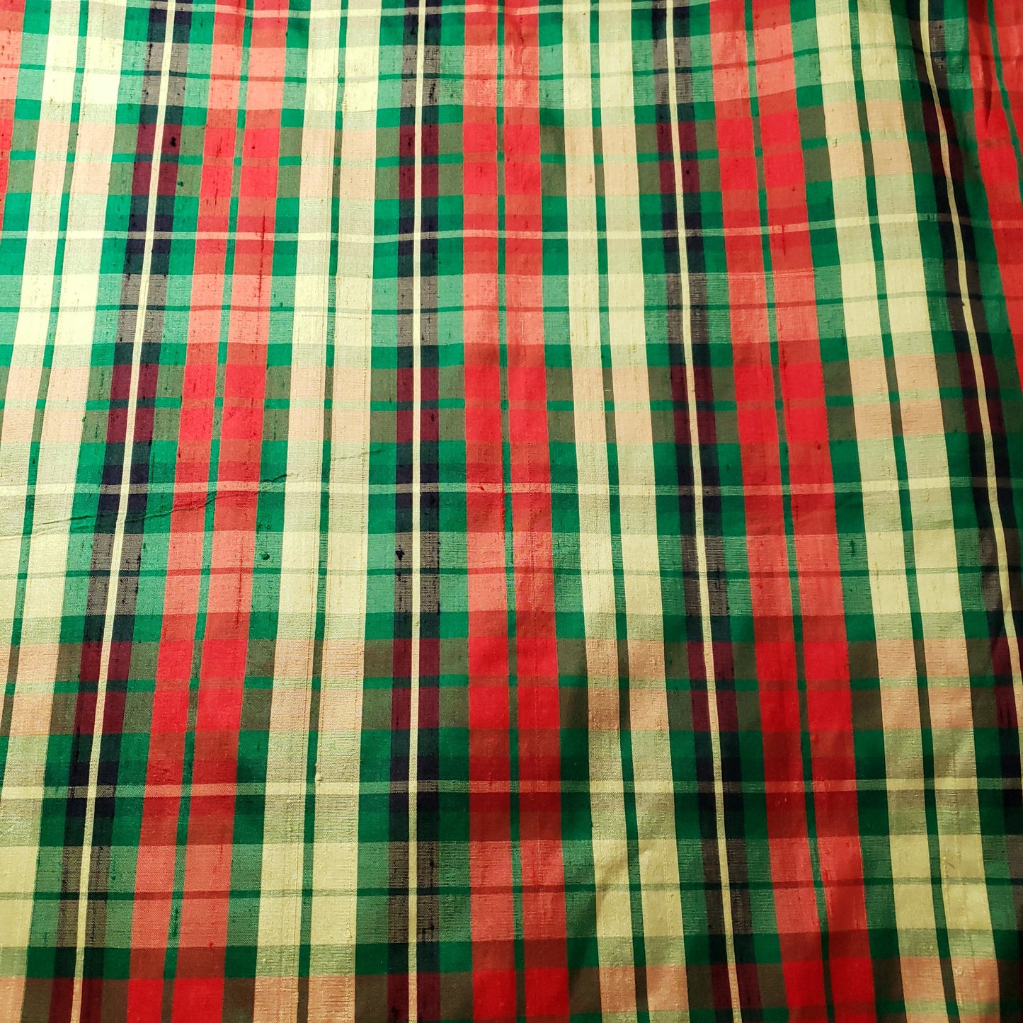 GOLD HOLIDAY PLAID SILK DUPIONI