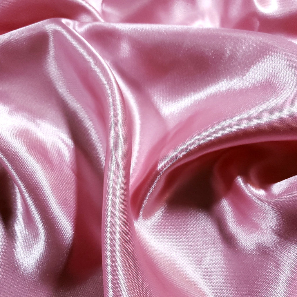 MEDIUM PLAIN SATIN GLOSSY PINK PETAL