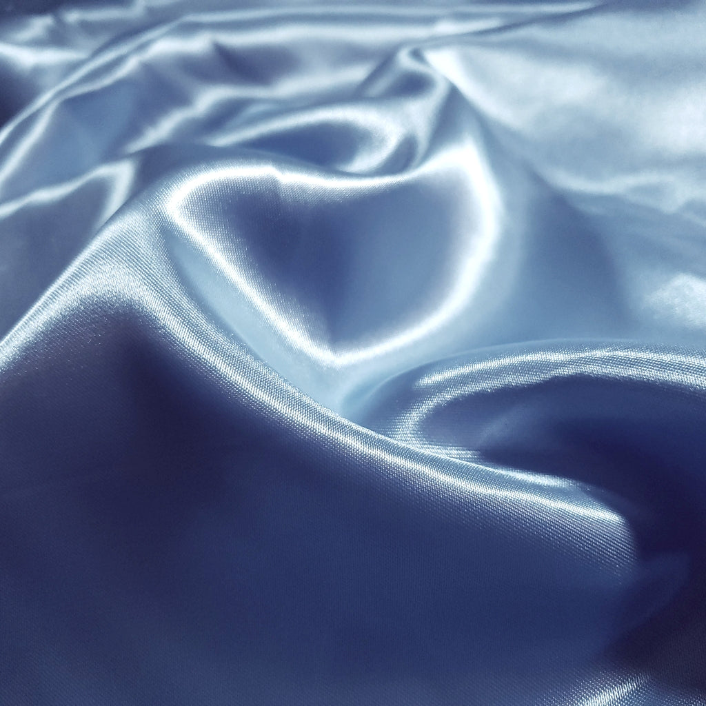 MEDIUM PLAIN SATIN GLOSSY BLUE ICE