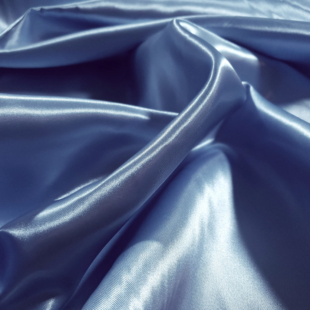 MEDIUM PLAIN SATIN GLOSSY BLUE ICE