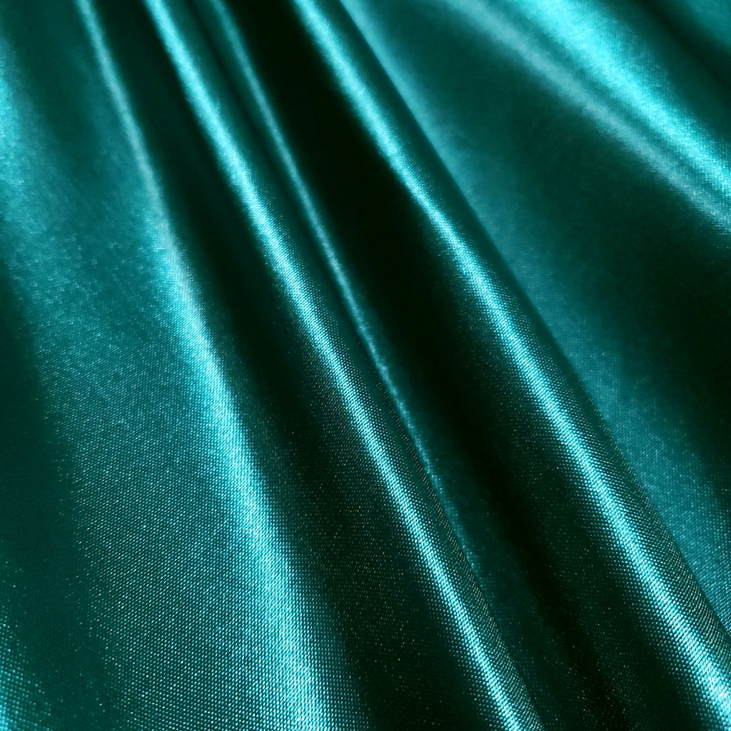 MEDIUM PLAIN SATIN GLOSSY GREEN HUNTER