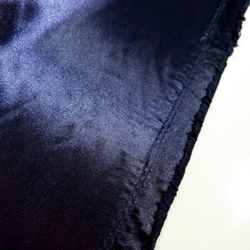 MEDIUM PLAIN SATIN GLOSSY BLUE NAVY
