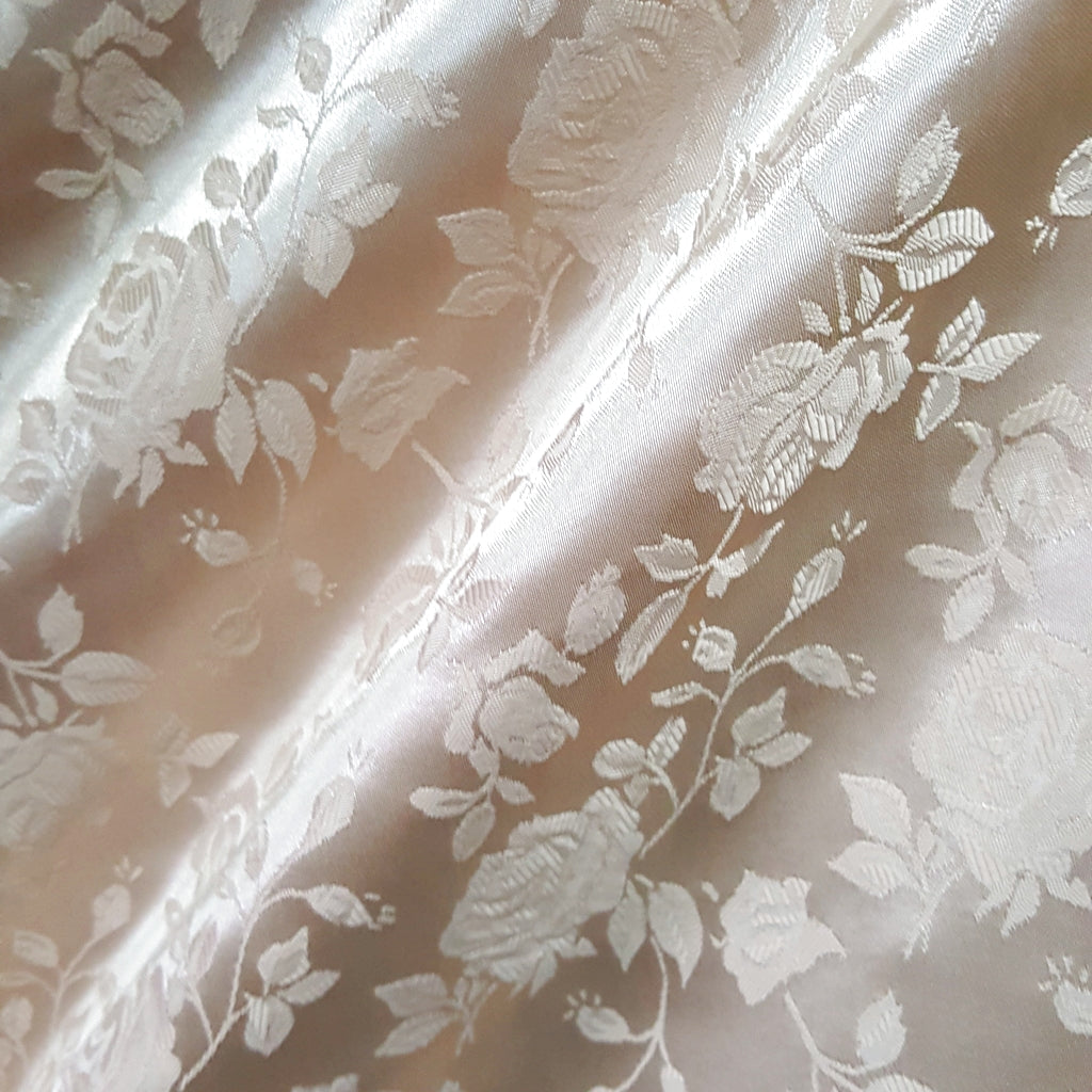 EMPRESS ROSE CHAMPAGNE GOLD BROCADE
