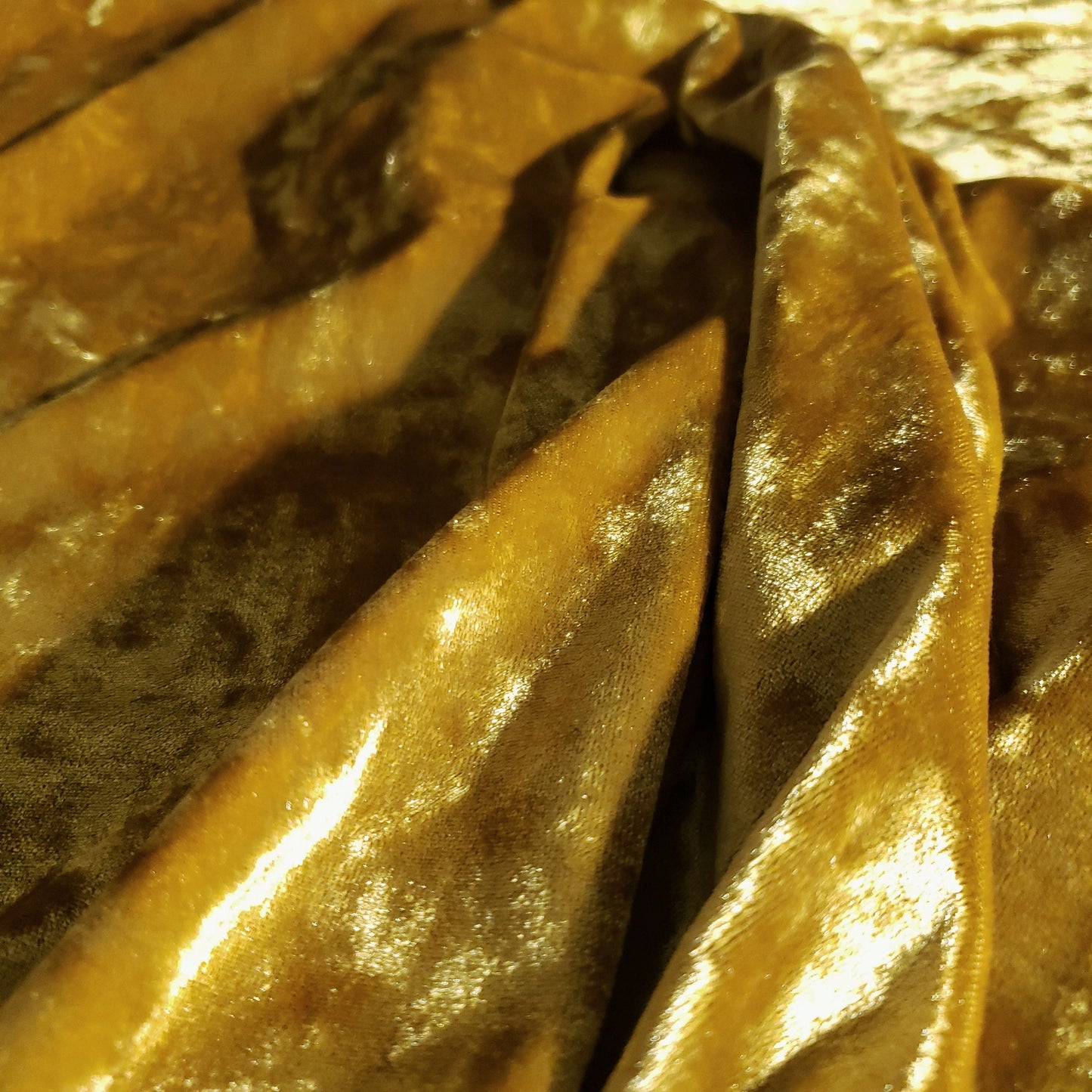 ICE CRUSH VELOUR STRETCH VELVET GOLD BRASS