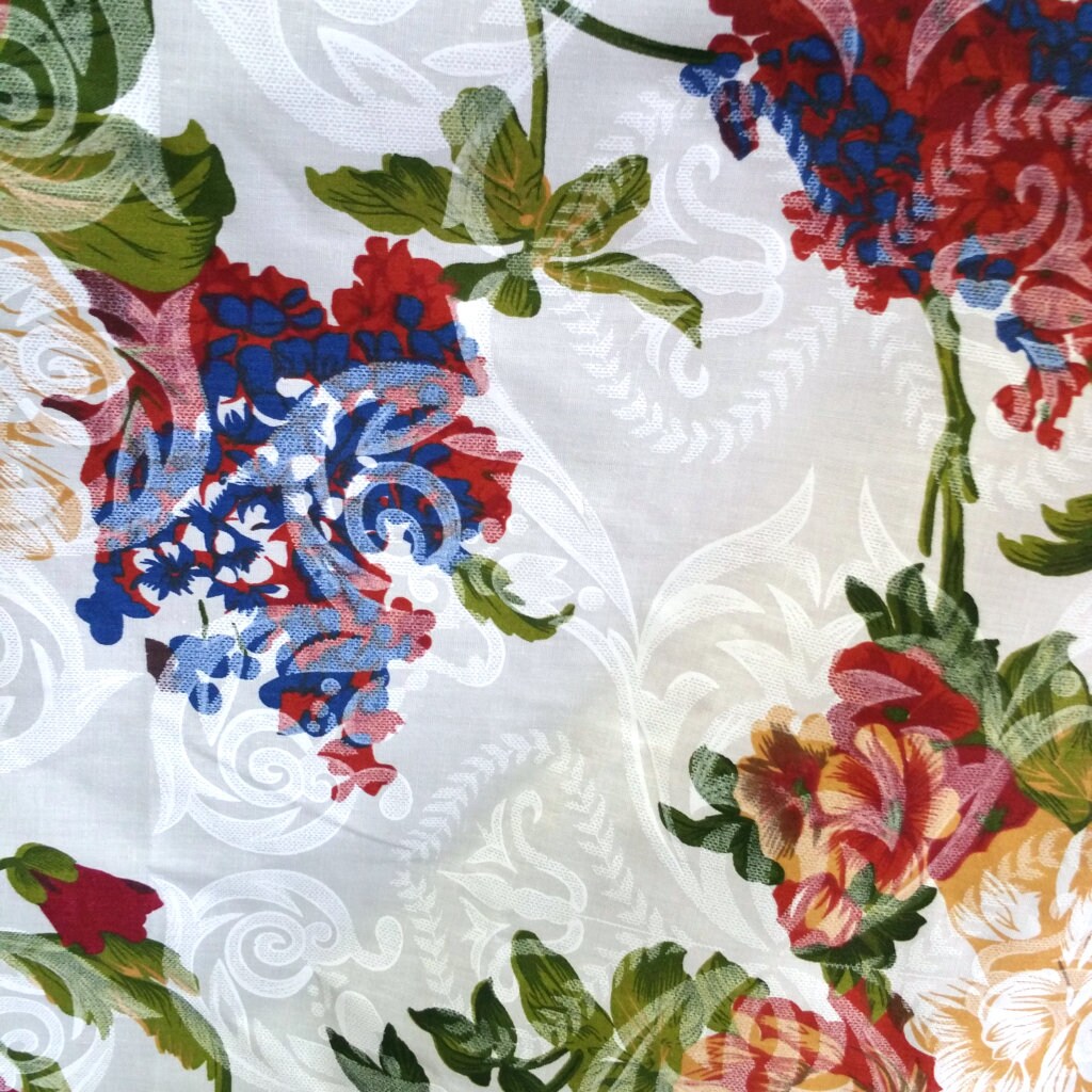 PROVINCIAL FLORALS DAMASK POLYCOTTON