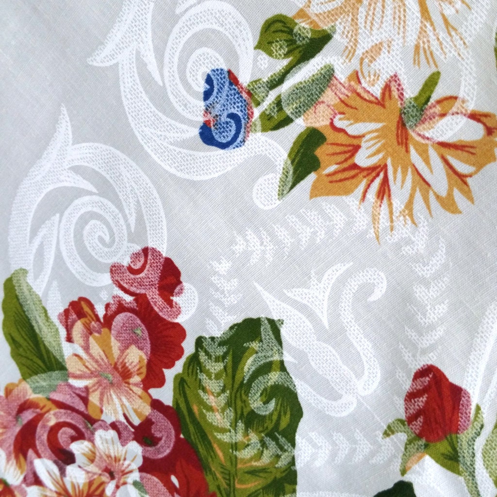 PROVINCIAL FLORALS DAMASK POLYCOTTON