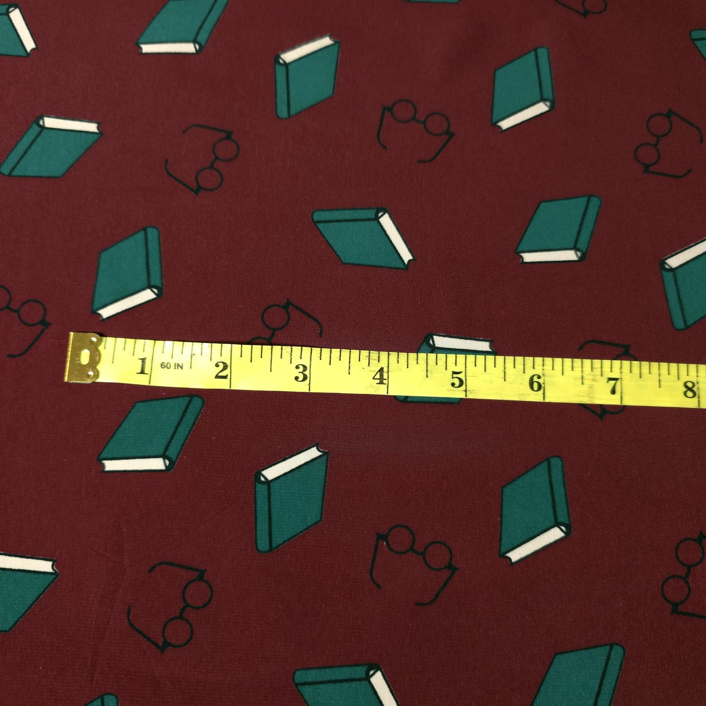 BOOKS AND GLASSES LIBRARY MICROFIBER
