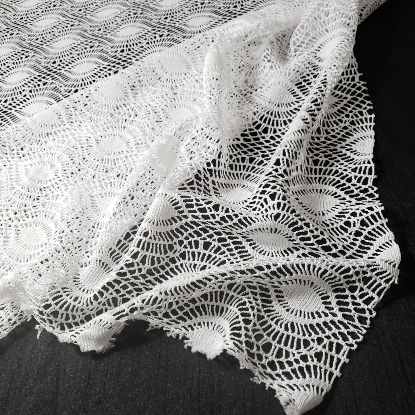 FAUX CROCHET BOHEMIAN EYE LACE WHITE