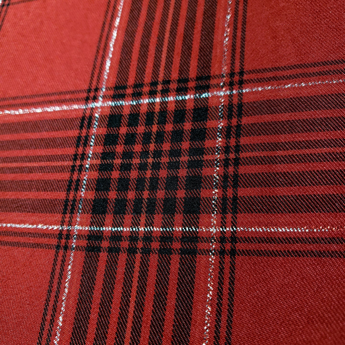HOLIDAY POPLIN TARTAN PLAID RED BLACK SILVER