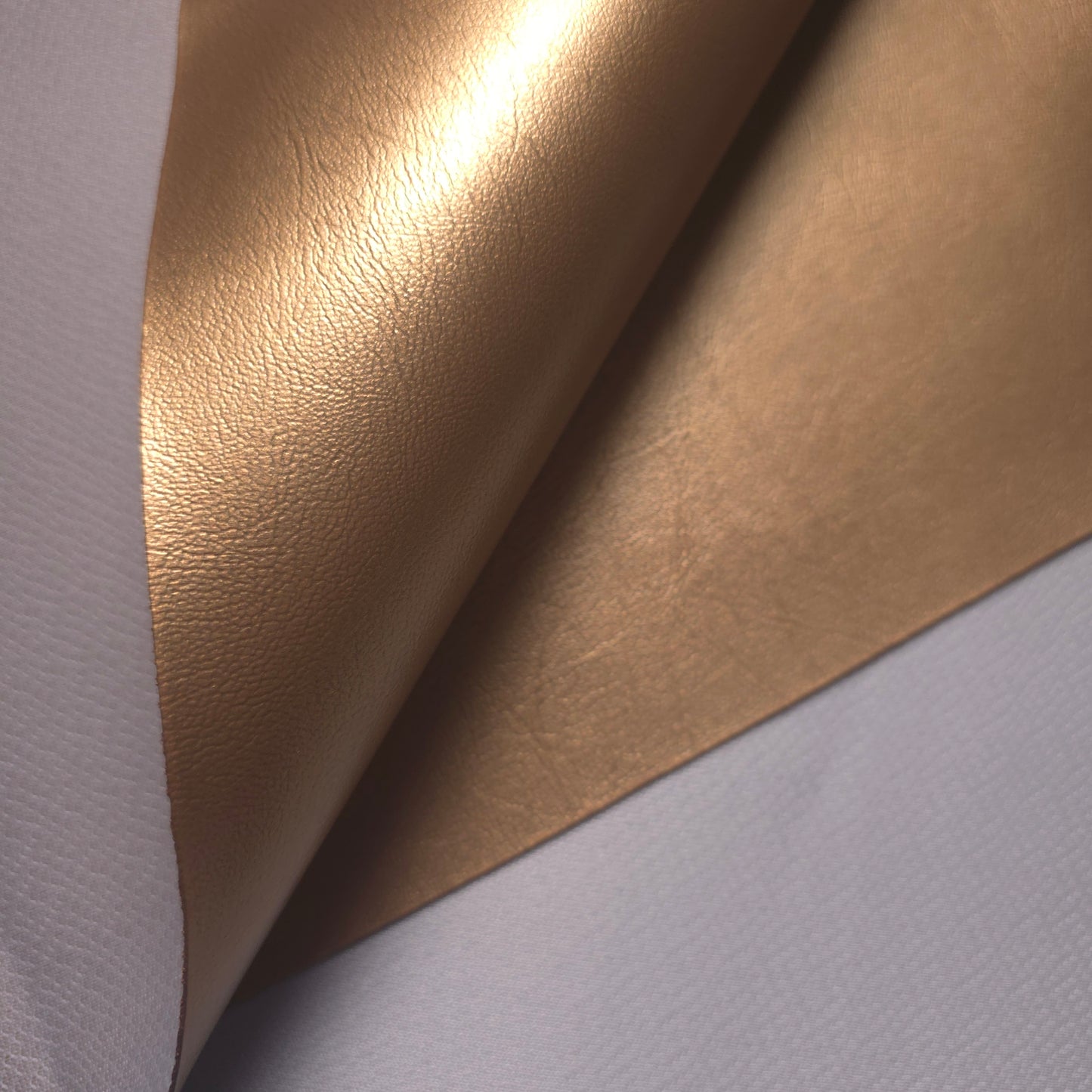 METALLIC GOLD PROFESSIONAL MARINE VINYL