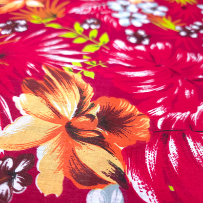 HAWAIIAN FLORAL MOTIF RED
