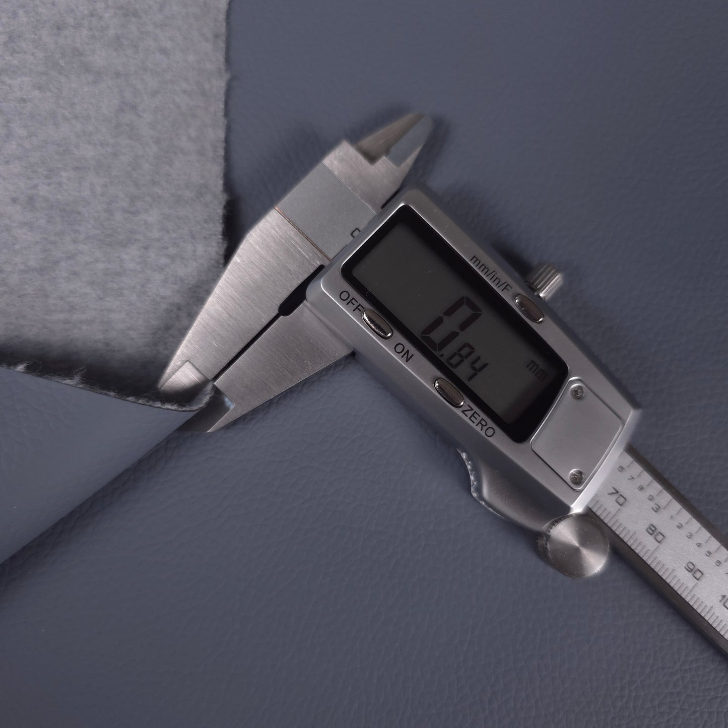 BLUE SLATE PEBBLE GRAIN VINYL